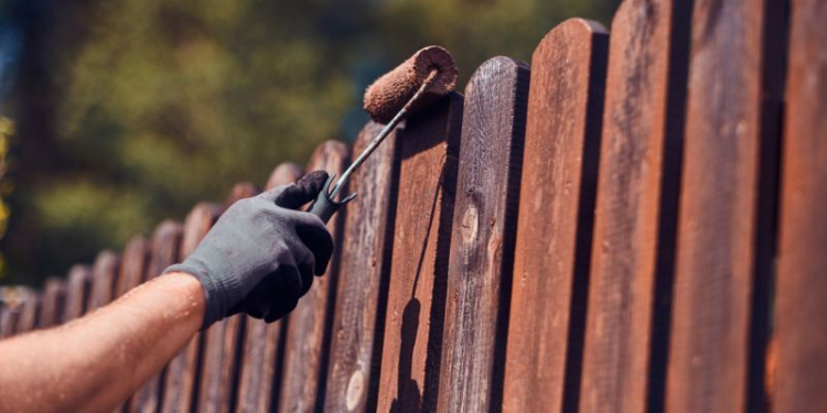 Preparing Your Fences For Winter Storms in Perth