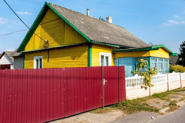 Weather-Related Fence Damage In Perth: Signs & Repair Solutions
