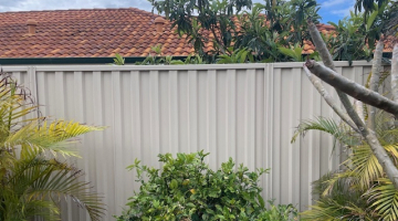 How Can You Maintain Your Colorbond Fencing To Look New For 20 Years?